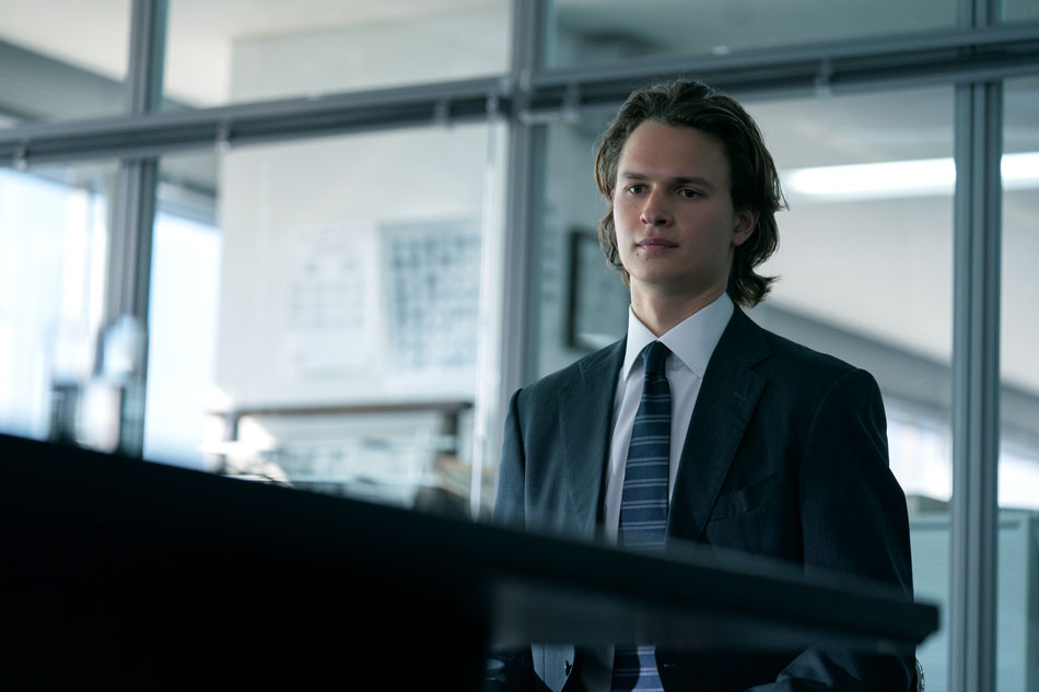 TOKYO VICE: アンセル・エルゴート （ジェイク役）)